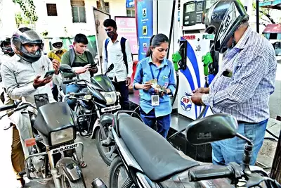 Lahore Implements No Helmet, No Petrol Policy to Enhance Motorcyclist Safety